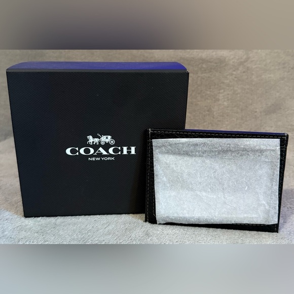 🖤COACH🖤Varsity Slim Card Case in Black/Chalk/NWT - Picture 2 of 5